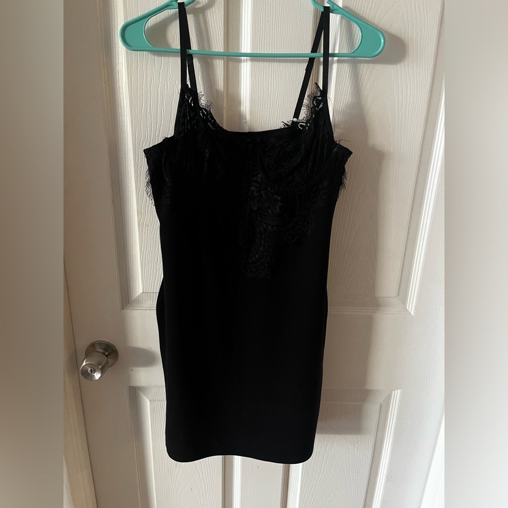 Dress - Picture 3 of 6